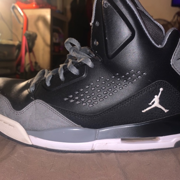 Jordan SC3 Mens 8.5 - Picture 2 of 8